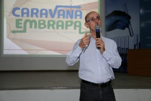 Guilherme Asmus - chefe geral da Embrapa Agropecuaria Oeste faz abertura da Caravana Embrapa 2015 em Dourados -MS 