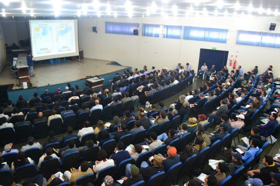 Publico_14_simposio_Soja_Copasul_por_Divulgação_Copasul