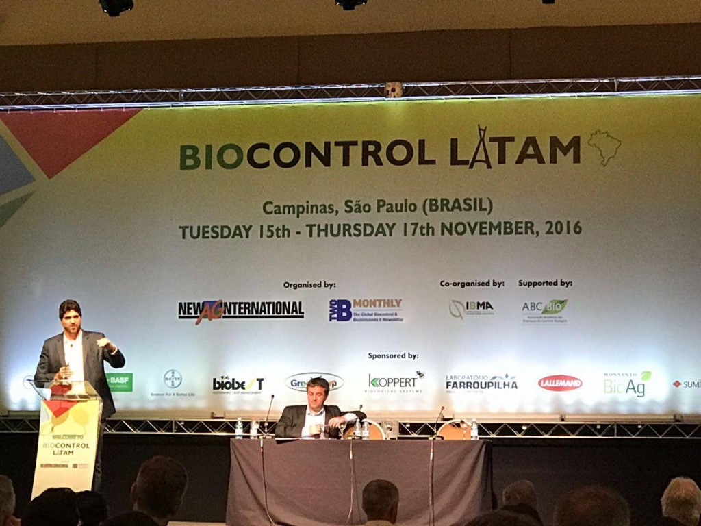 Martin Koppert, gerente global de Desenvolvimento de Negócios, apresentou a palestra “˜Aplicações de Biocontrole Profissional' e o diretor comercial da Koppert do Brasil, Gustavo Herrmann, ministrou o tema: Os Desafios do Biocontrole na Agricultura Tropical.