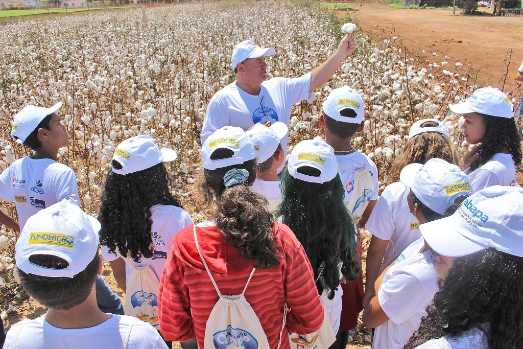 14.08.17_Projeto conhecendo o campo da Abapa3