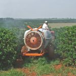 Aplicação de herbicidas para pós-plantio do cafeeiro